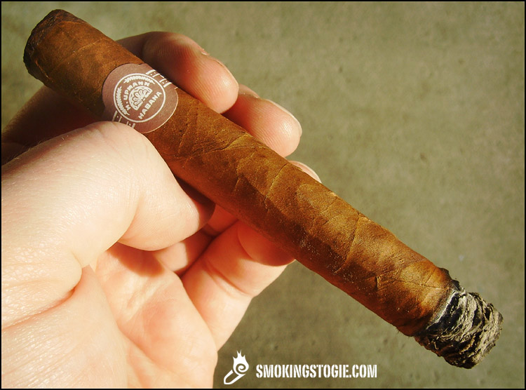 H. Upmann Coronas Major (2005)2.png