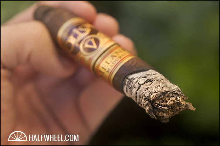 奥利瓦 OLIVA SERIE V MELANIO MADURO TORPEDO 雪茄