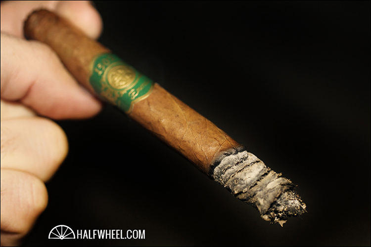 1502 EMERALD LANCERO 雪茄