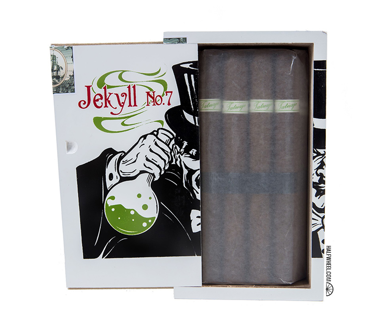 塔图阿赫 TATUAJE THE JEKYLL 雪茄