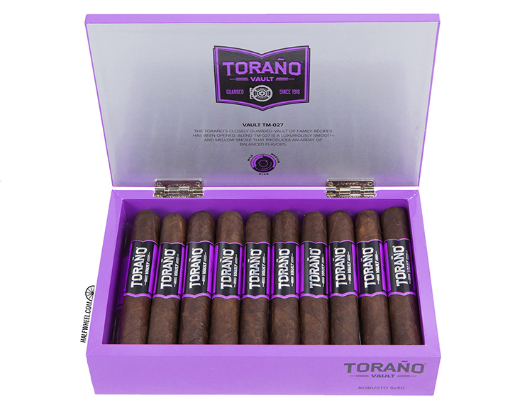 TORAÑO VAULT TM-027 ROBUSTO 雪茄