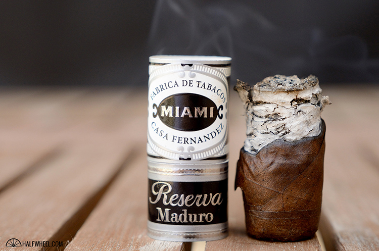 CASA FERNÁNDEZ RESERVA MADURO 雪茄