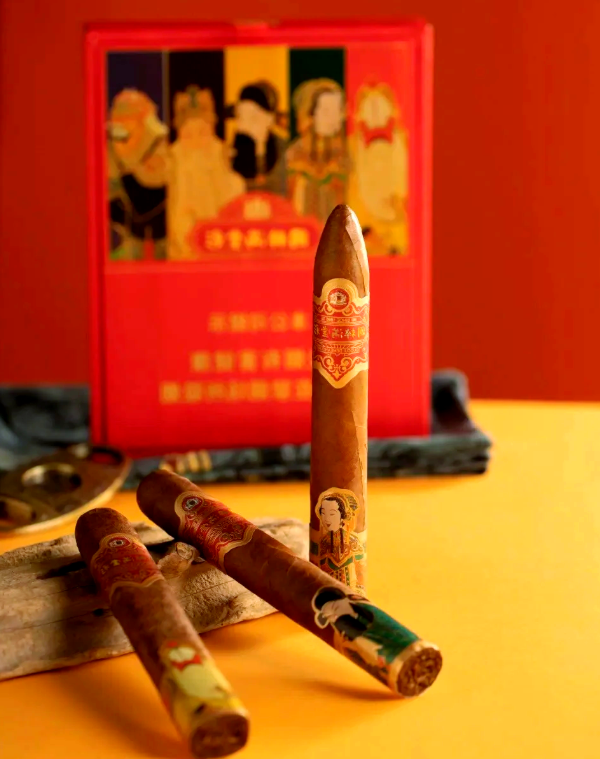 王冠国粹满堂彩雪茄