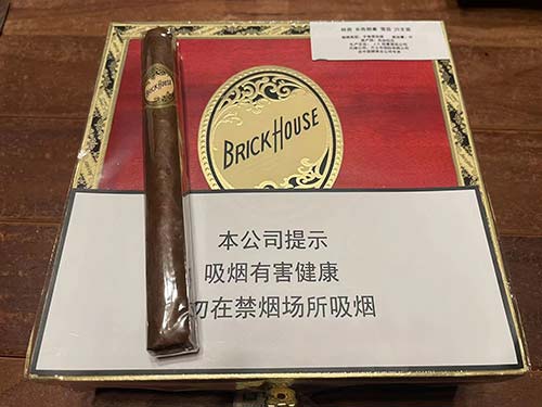 砖房长告朗拿（Brick House Corona Larga）雪茄