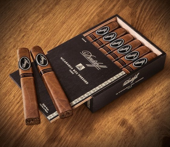 大卫杜夫尼加拉瓜托罗方形雪茄 Davidoff Nicaragua Box-Pressed Toro